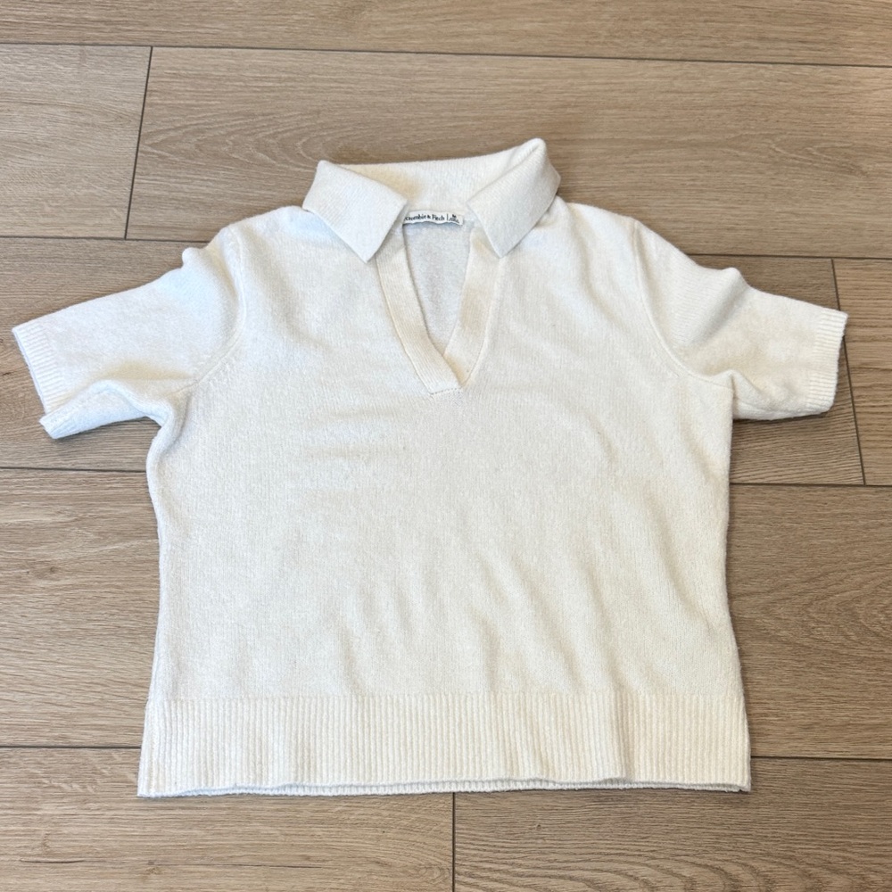 Abercrombie & Fitch Top